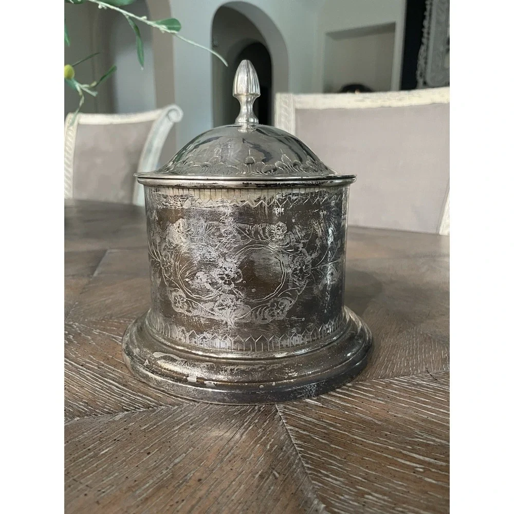 Vtg Silverplated Floral Etched Engraved Covered Biscuit Barrel Box Tea Caddy